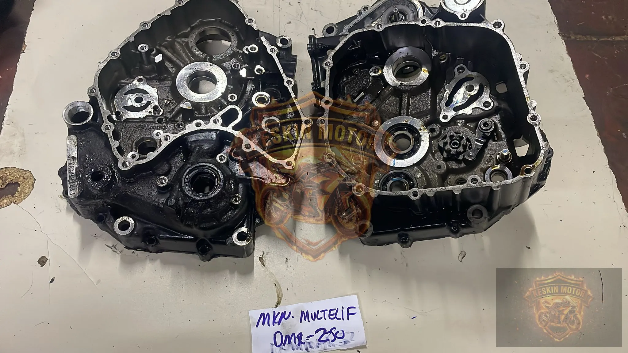 BAJAJ DOMİNAR 250 SAĞ SOL BLOK TAKIM - Keskin Motor Orijinal Çıkma Parça