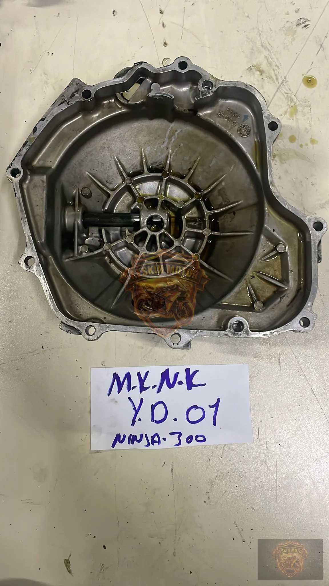 KAWASAKİ NİNJA 300 DEBRİYAJ KAPAĞI - Keskin Motor Orijinal Çıkma Parça