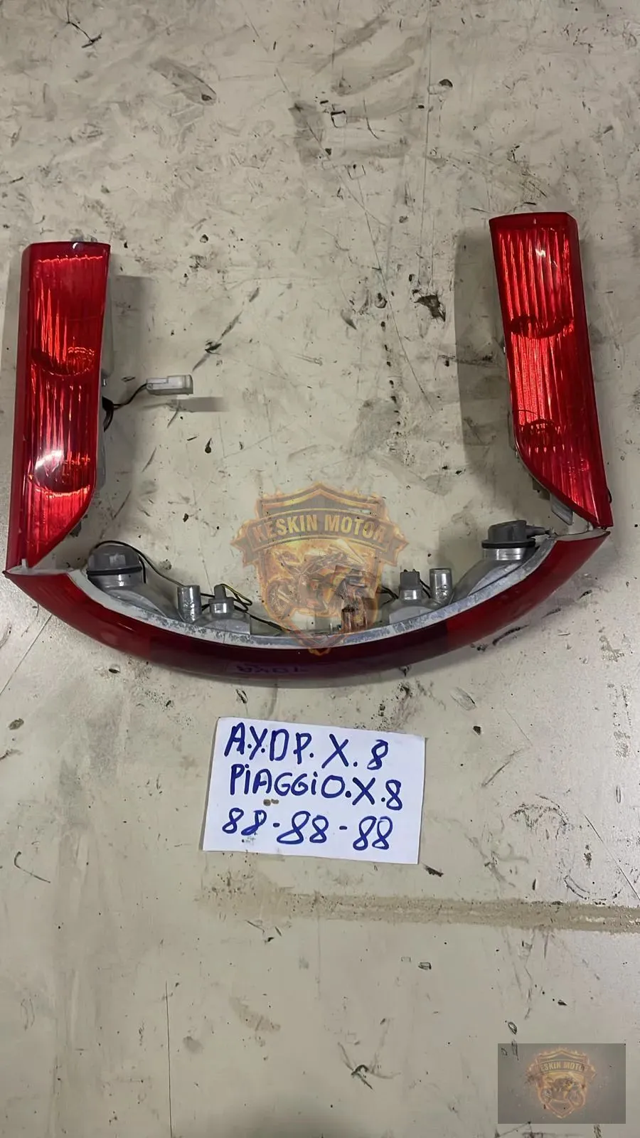 PİAGGİO X8 EVO ARKA STOP KOMPLE - Keskin Motor Orijinal Çıkma Parça