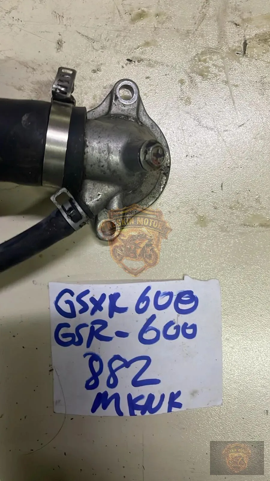 SUZUKİ GSXR 600 - GSR 600 TERMOSTAT KAPAĞI - Keskin Motor Orijinal Çıkma Parça