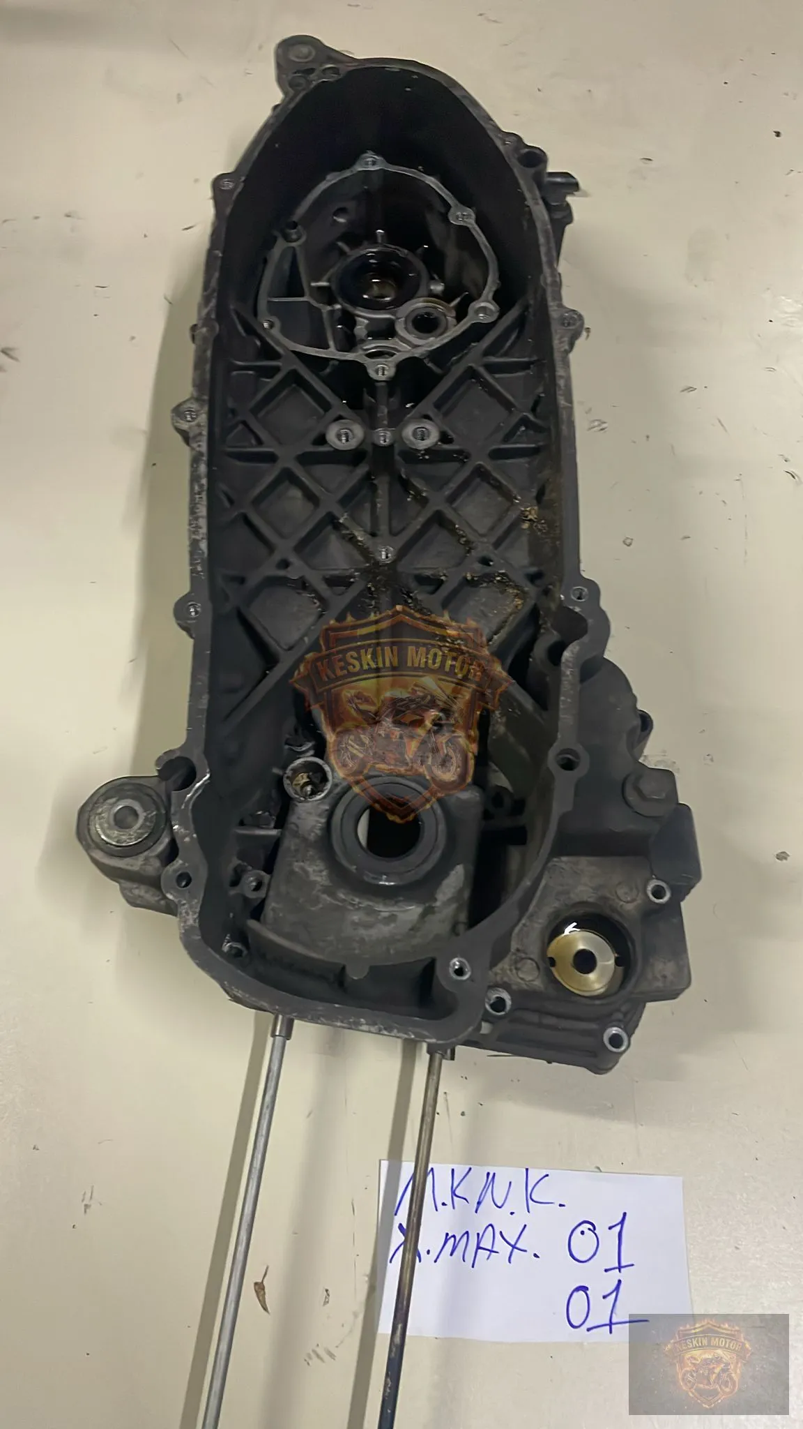 YAMAHA XMAX 250 SOL BLOK - Keskin Motor Orijinal Çıkma Parça