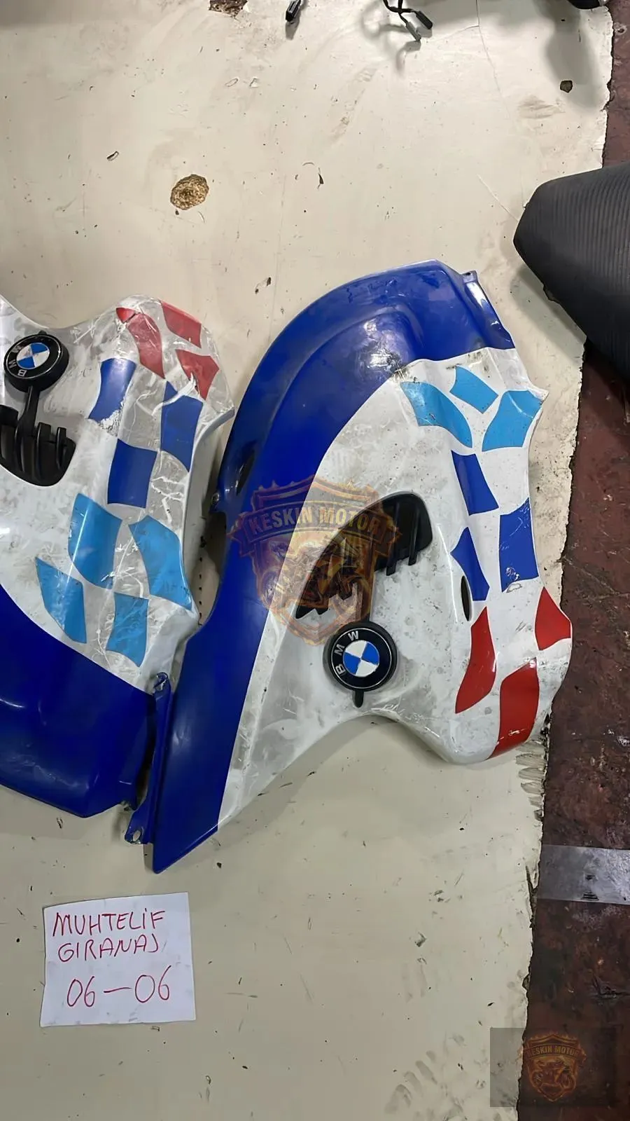 BMW F650 SAĞ- SOL DEPO GRENAJLARI - Keskin Motor Orijinal Çıkma Parça