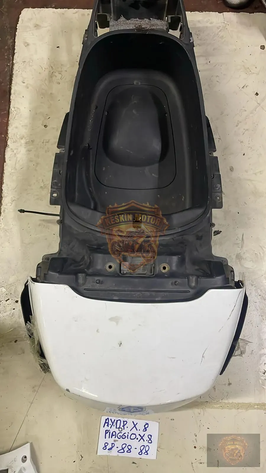 PİAGGİO X8 EVO ARKA BAGAJ HAVUZU - Keskin Motor Orijinal Çıkma Parça