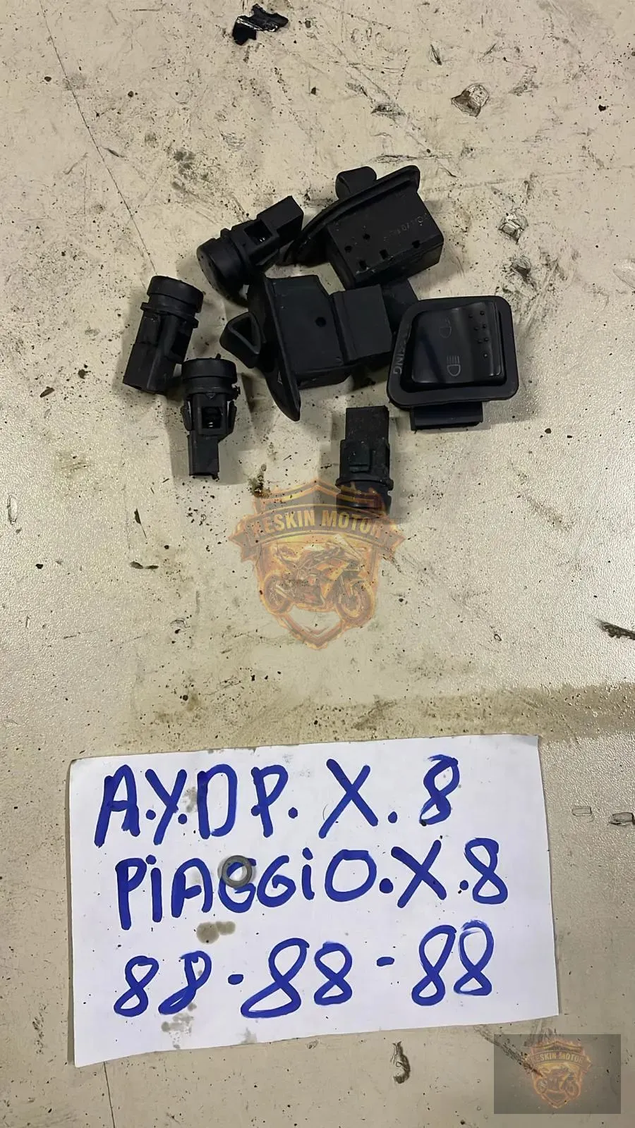 PİAGGİO X8 EVO FAR SİNYAL KORNA TUŞLARI - Keskin Motor Orijinal Çıkma Parça