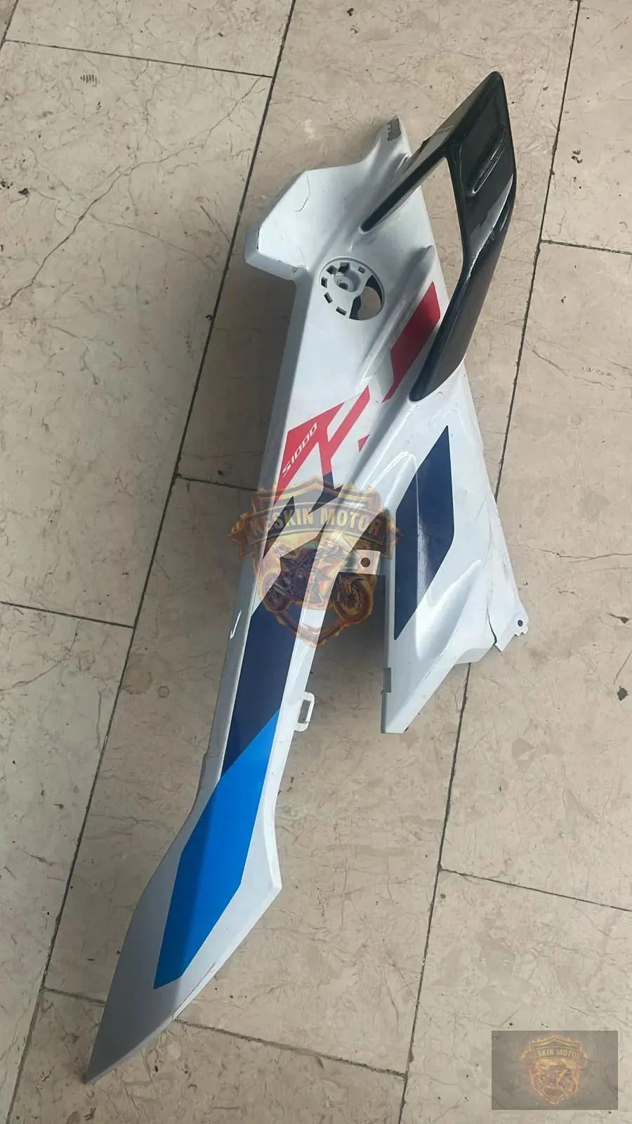 BMW S1000RR SAĞ YAN GRENAJ - Keskin Motor Orijinal Çıkma Parça