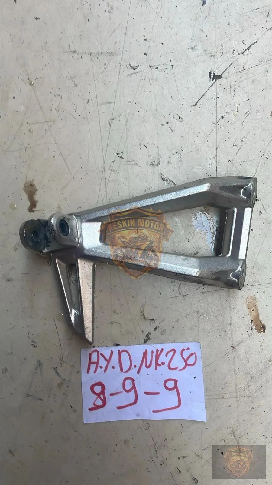 CF MOTO NK 250 SOL YOLCU BRAKET - Keskin Motor Orijinal Çıkma Parça