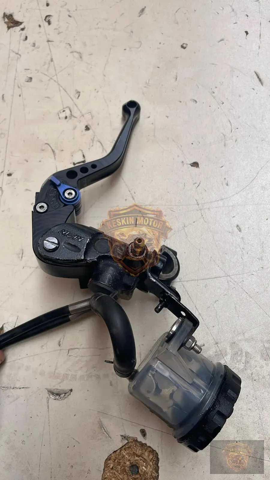 SUZUKİ GSXR 1000 K7-K8 ÖN FREN ÜST MERKEZ - Keskin Motor Orijinal Çıkma Parça