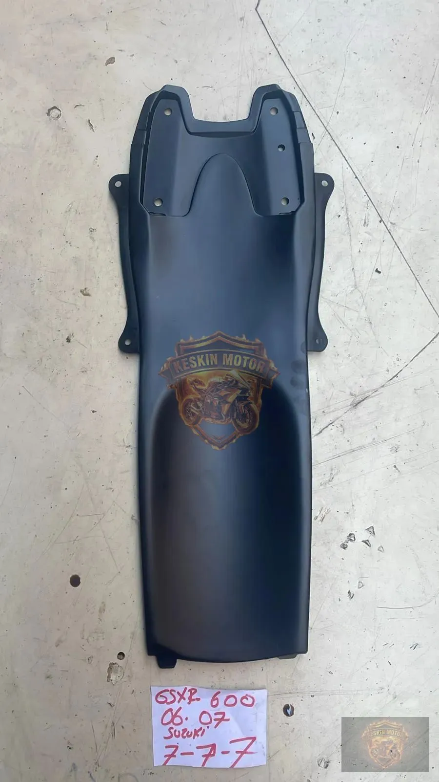 SUZUKİ GSXR 600 ŞASE ALT KAPAK - Keskin Motor Orijinal Çıkma Parça