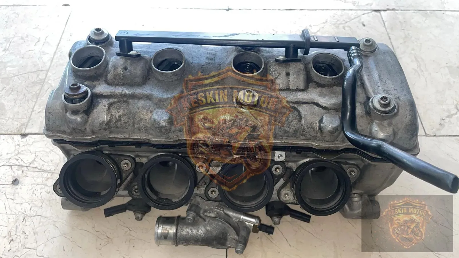 BMW S1000RR SİLİNDİR KAPAK - ÜST KAPAK - Keskin Motor Orijinal Çıkma Parça