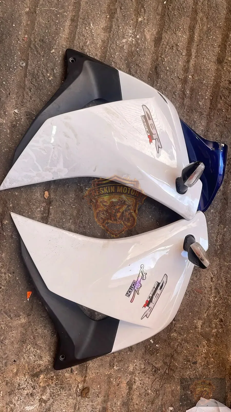 HONDA CBR 250R SAĞ SOL GRENAJ TAKIM - Keskin Motor Orijinal Çıkma Parça