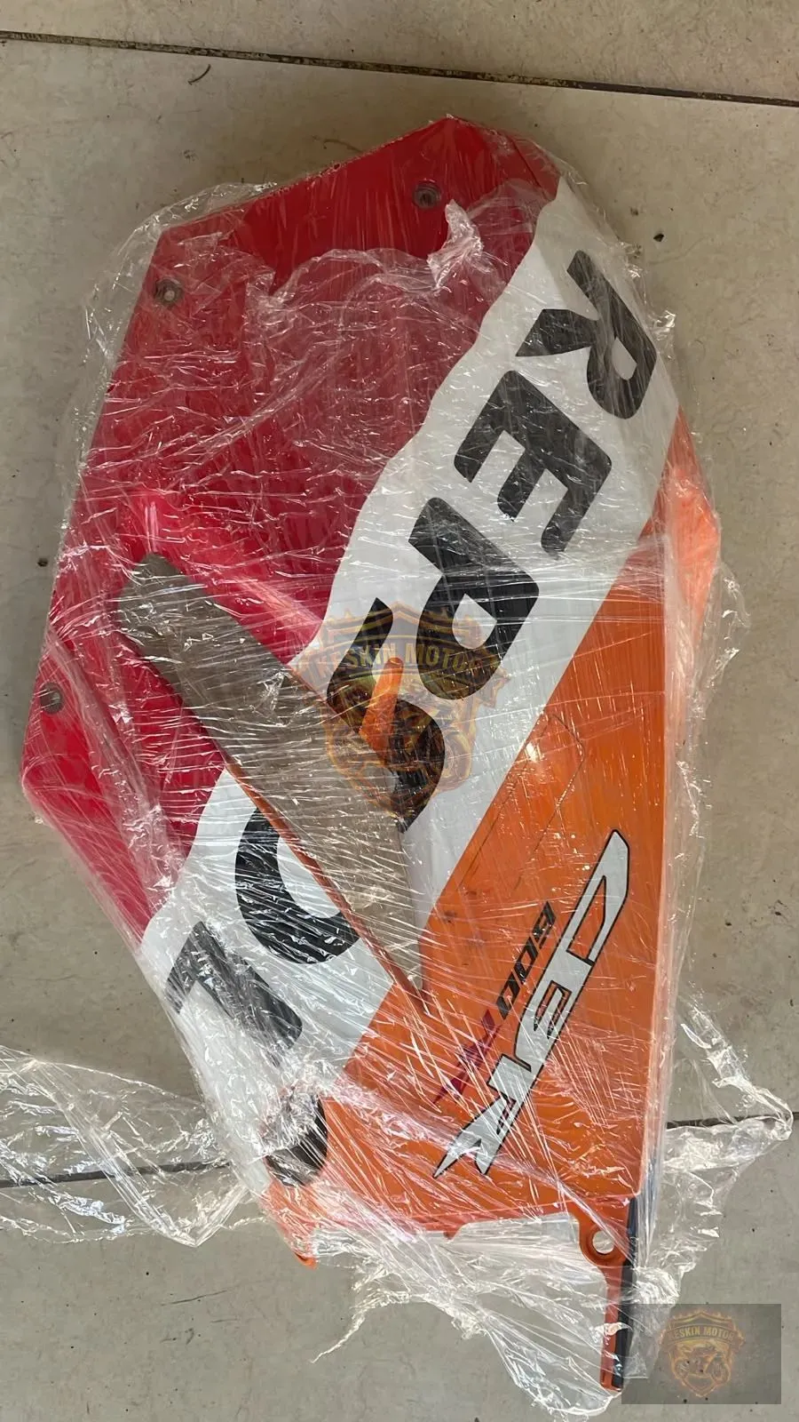 HONDA CBR 600RR SAĞ YAN GRENAJ - Keskin Motor Orijinal Çıkma Parça